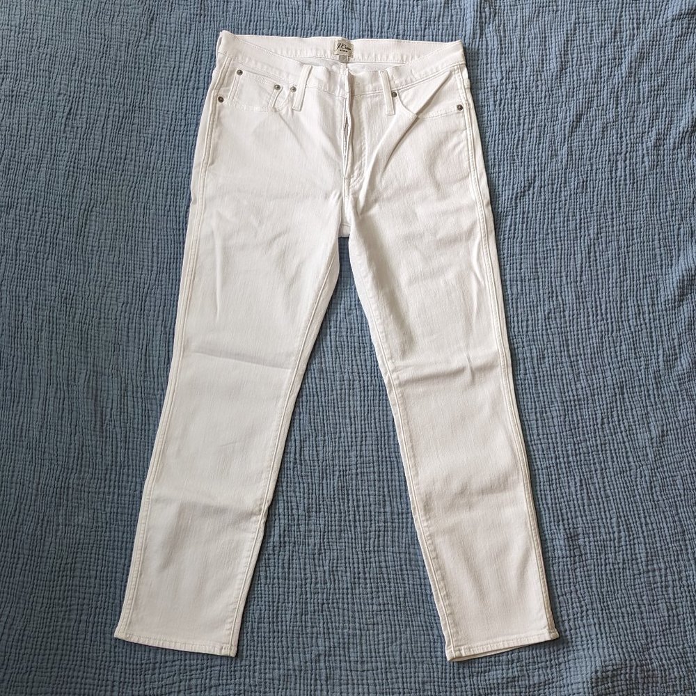 J Crew 9" Vintage Slim-Straight Jean in White Size 30